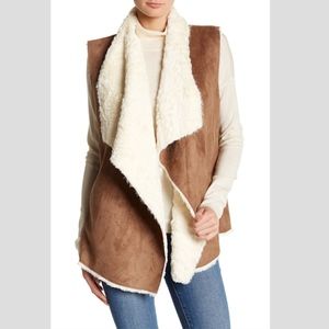 Women's Wild Pearl Faux Shearling Sleeveless Vest